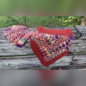 New crochet hat & triangular scarf